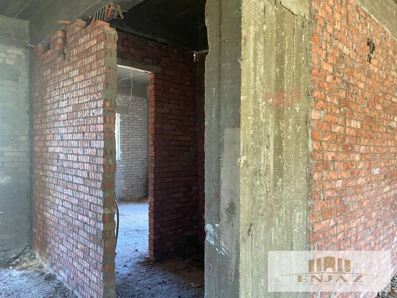 9 cf780e31-d4d4-4112-8065-e8d22cf14f21. jpg