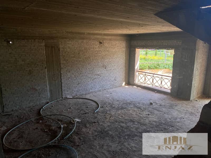 10 d21e0060-6848-4c36-a243-f25dee2ba4bd. jpg