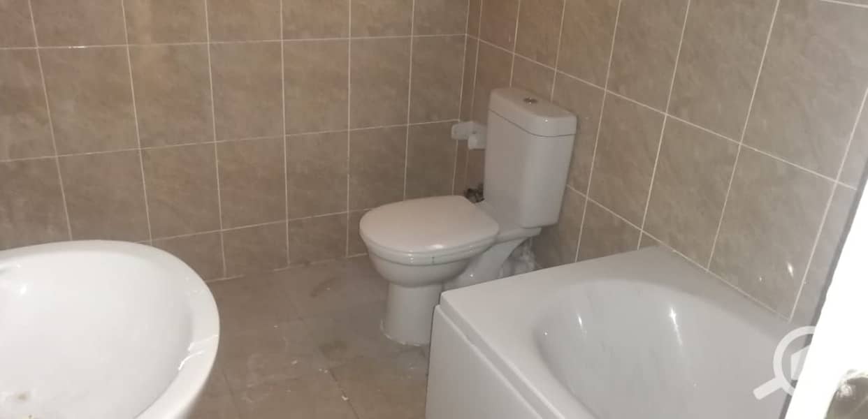 4 1055c033-a841-49e0-a086-9b136d06fdbe. jpeg