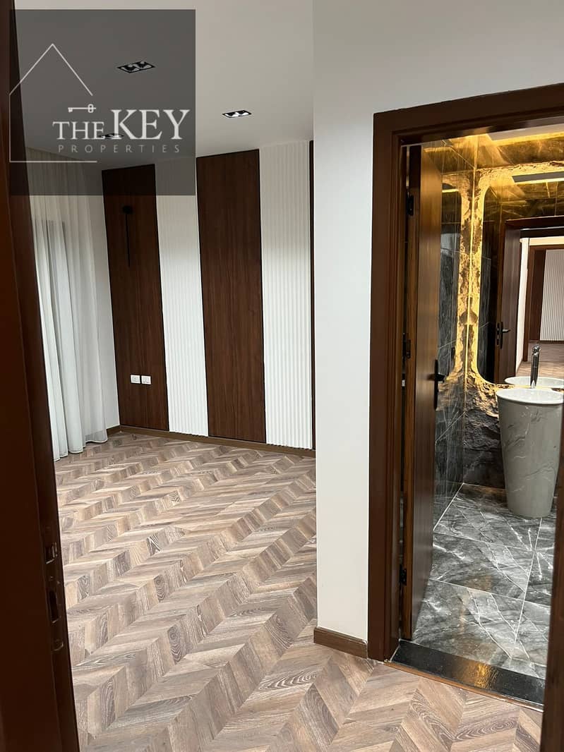 6 WhatsApp Image 2025-10-28 at 9.26. 04 PM. jpeg