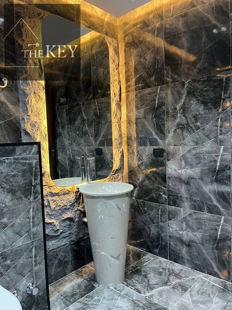 10 WhatsApp Image 2025-10-28 at 9.26. 01 PM (7). jpeg