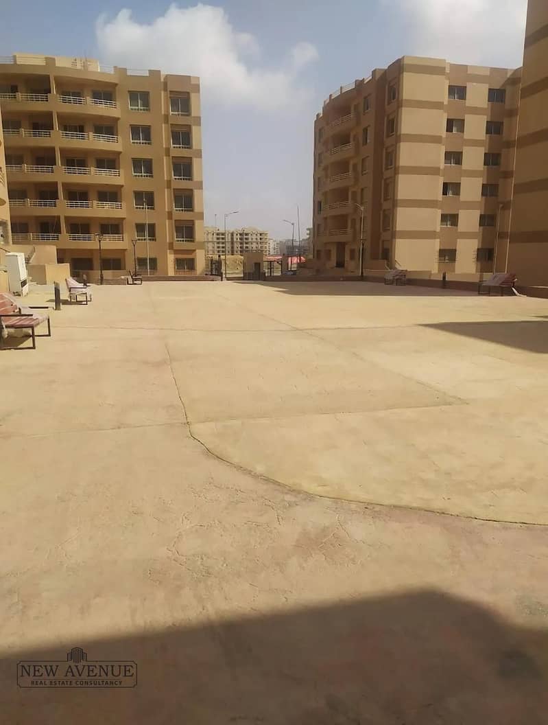 10 cd3548c4-9bcf-4458-90e4-5db9a56281d8. jpeg