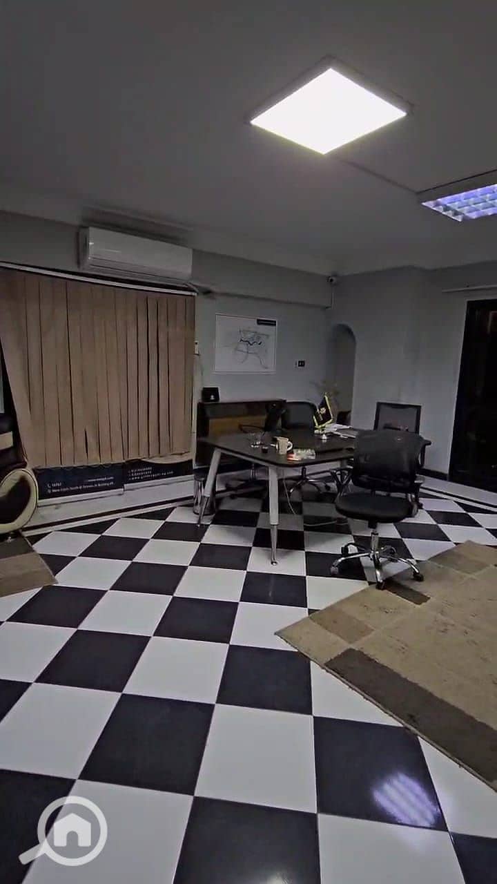 6 WhatsApp Image 2025-10-30 at 14.43. 46_caf8b7b4. jpg