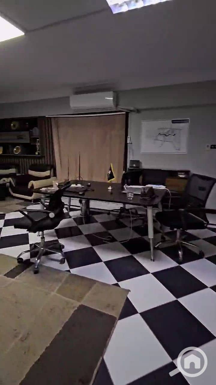 12 WhatsApp Image 2025-10-30 at 14.43. 47_b0723ba1. jpg