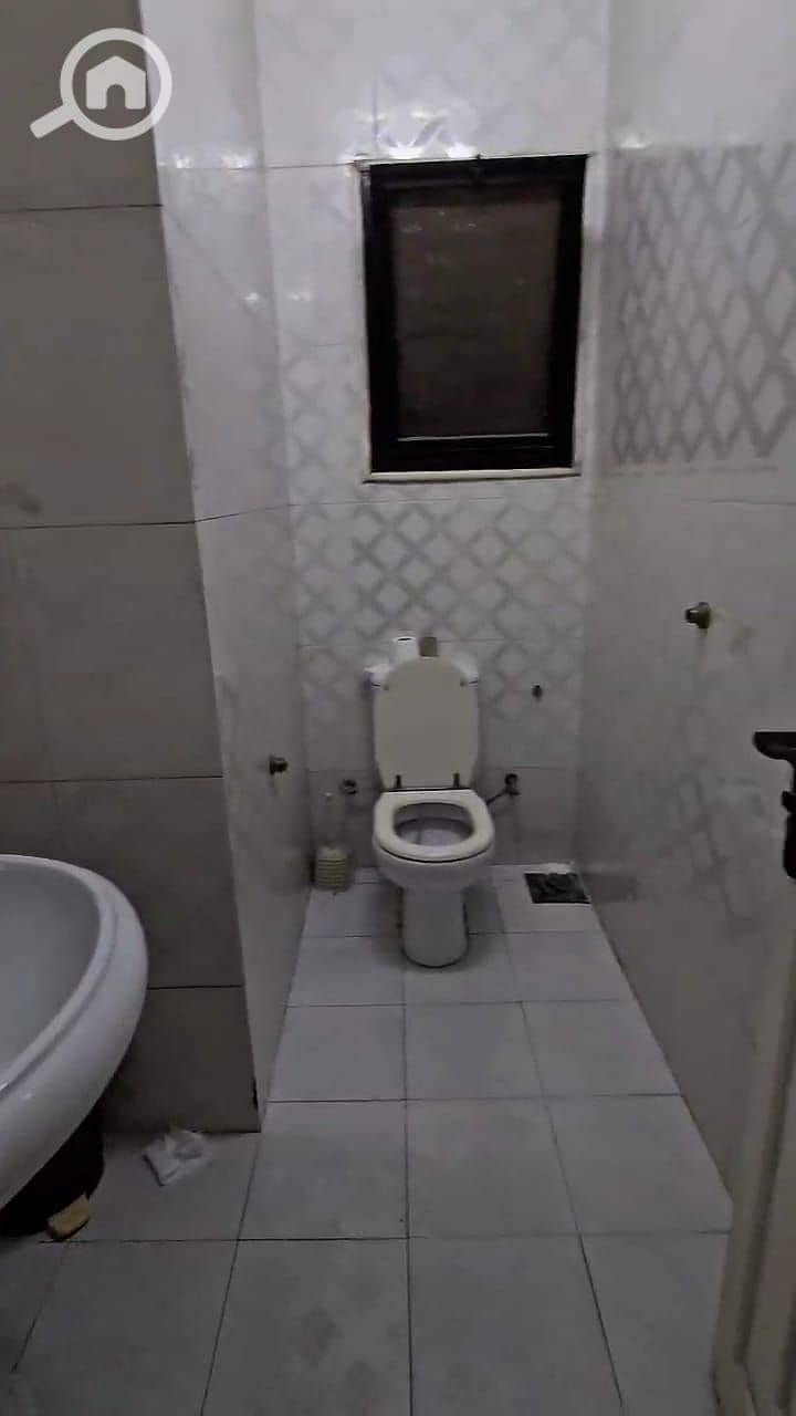 21 WhatsApp Image 2025-10-30 at 14.43. 49_117bd8c3. jpg