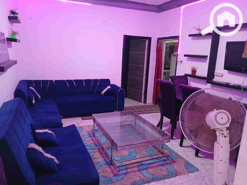 1000266925. jpg 1000266925. jpg