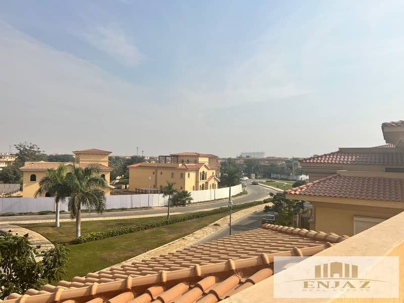 8 WhatsApp Image 2023-12-17 at 12.49. 33_233f4d1c. jpg