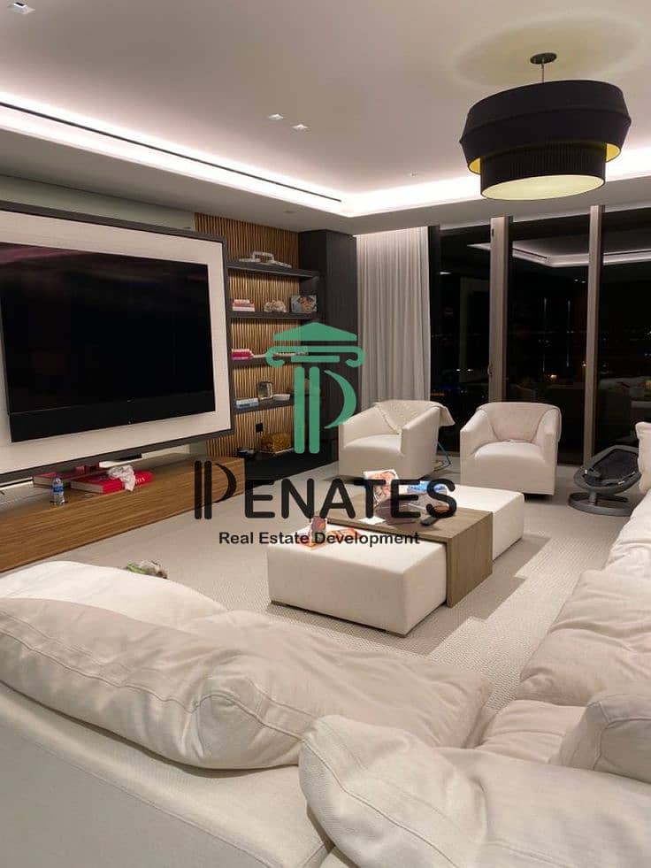 6 85e53247-f557-49d4-9637-d8d460e5c2e4. jpeg