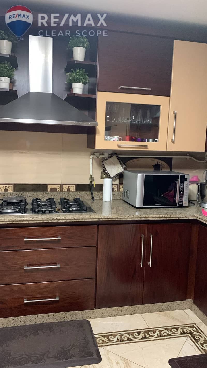 13 92ba11d7-4e39-439d-bf3e-e9ab5c5850bd. jpg