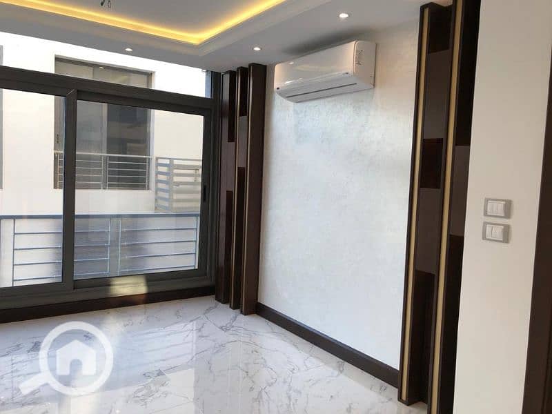 3 61e97dc7-714b-44a1-88d5-6d1a0358a174. jfif. jpg