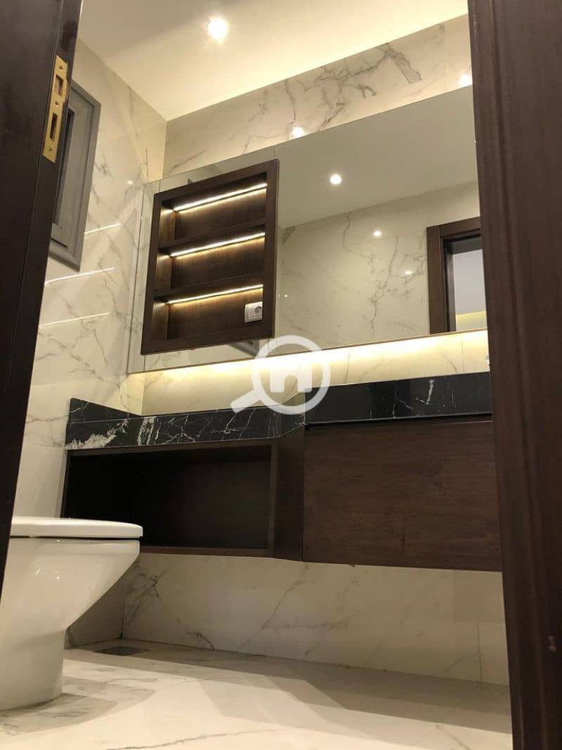 9 9d97e45e-ff2b-4308-93ba-a70845a7d723. jfif. jpg