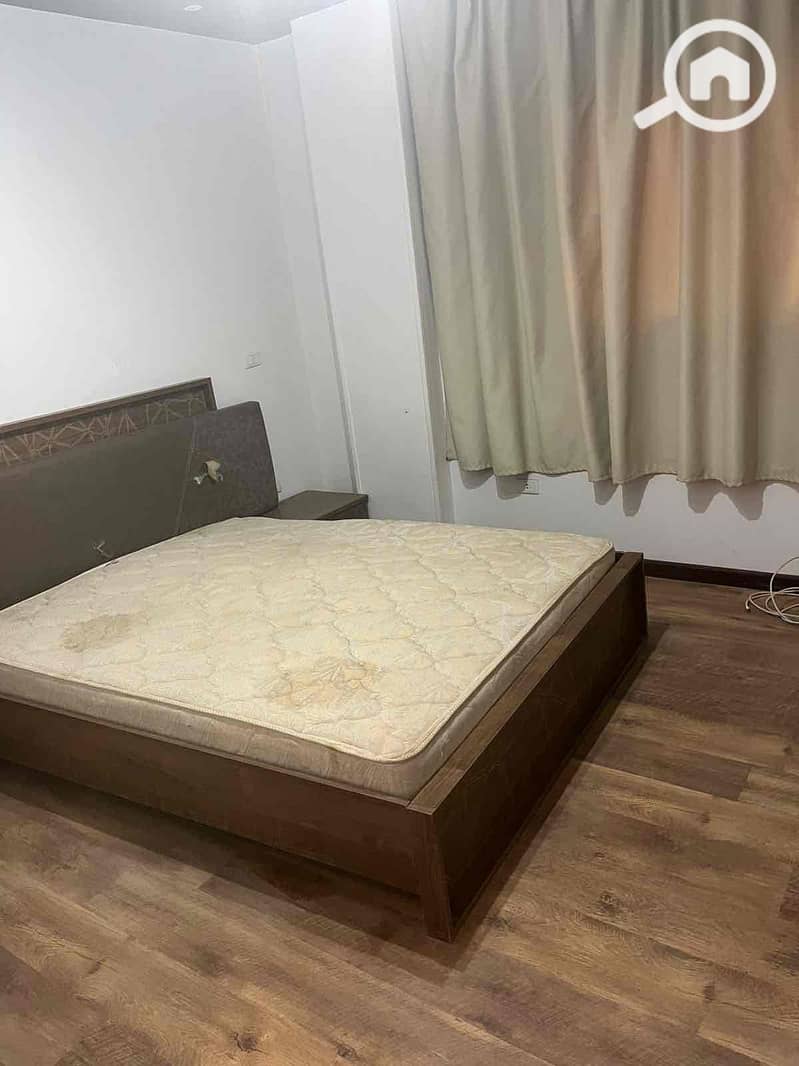 4 1D41E22E-74AA-4E53-85ED-8D9AE3B21592. jpg