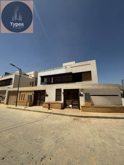 توين هاوس 4 غرف نوم للبيع في 6 أكتوبر، الجيزة - IMG-20251016-WA0095. jpg