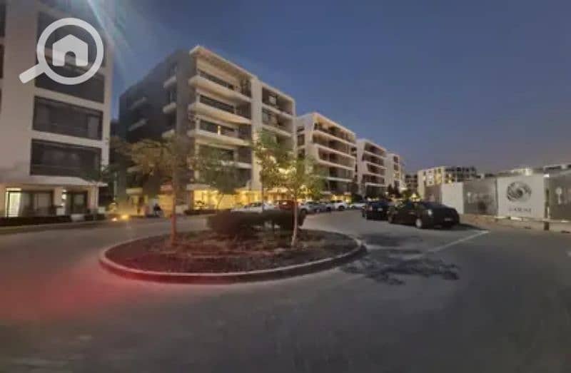 6 8139650-351b0o. jpg