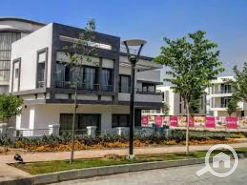 8 images (2). jfif. jpg