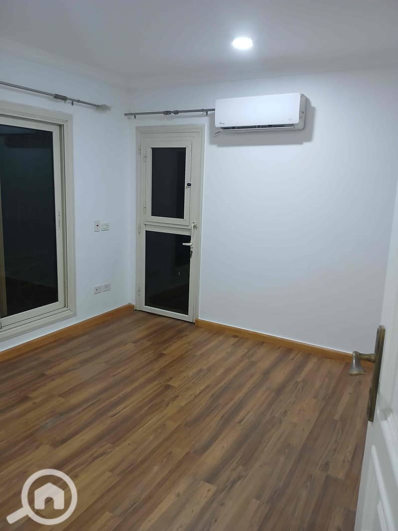 15 9e821ce6-3aa8-4293-962c-7901042f2a5c. jpg