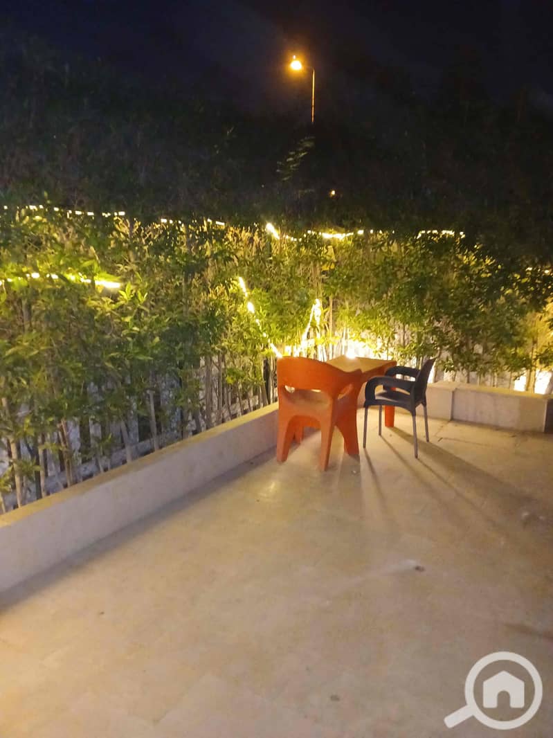 16 4863b126-3ef7-40e2-9e3b-fa4a414137d5. jpg