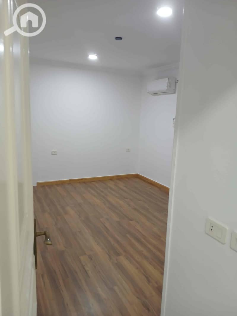 19 b7af2b8b-8c07-41dd-afc3-e09bb8f3ec4d. jpg