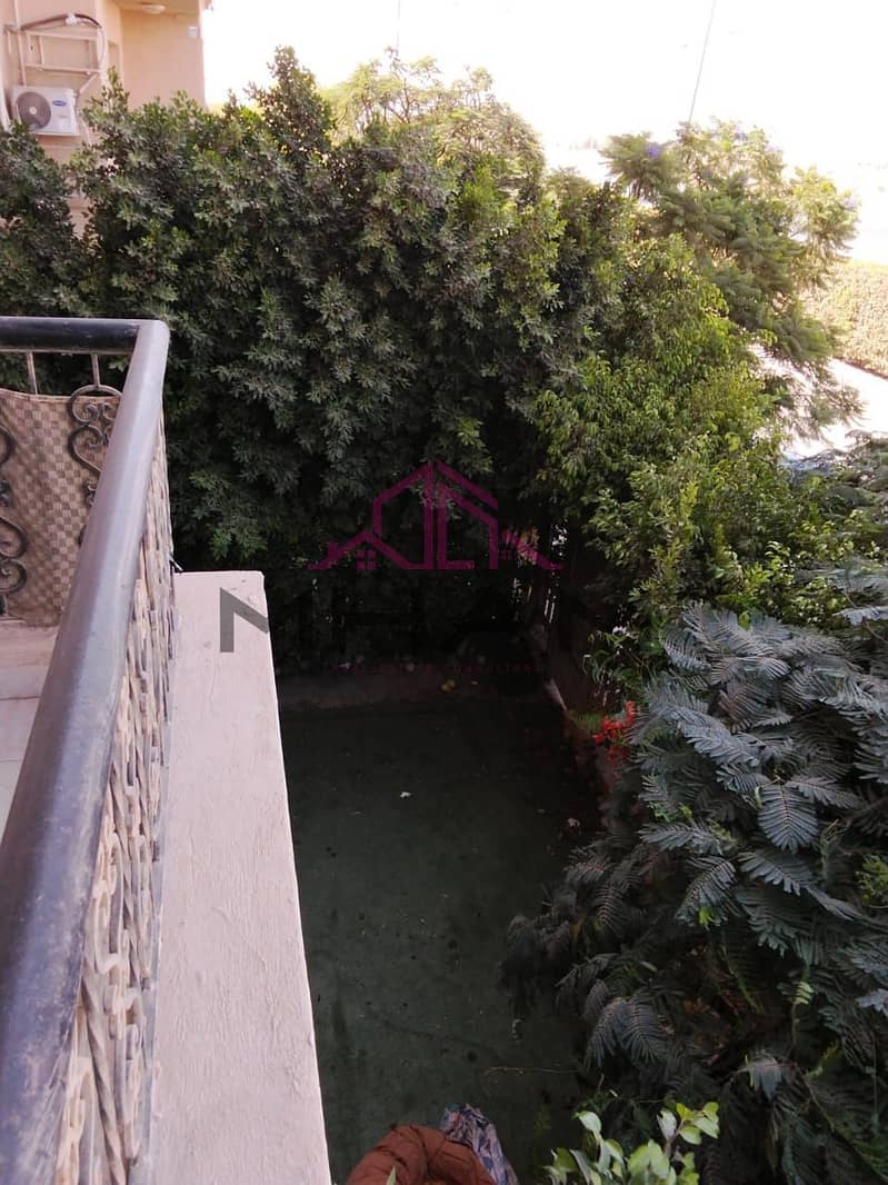 9 photo_5766927480143941073_y (1). jpg