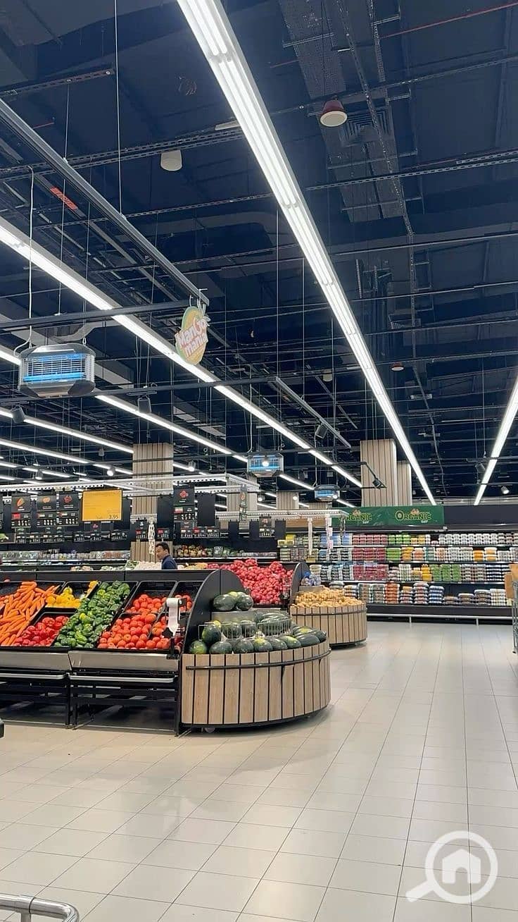 8 5cc7bb53-e669-40a0-bd21-ce873ed10fd3. jpeg