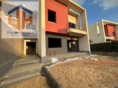 3 Bedroom Townhouse for Sale in Madinaty, Cairo - 60a71b15-1789-4956-8493-1ee905377a7a. jpg