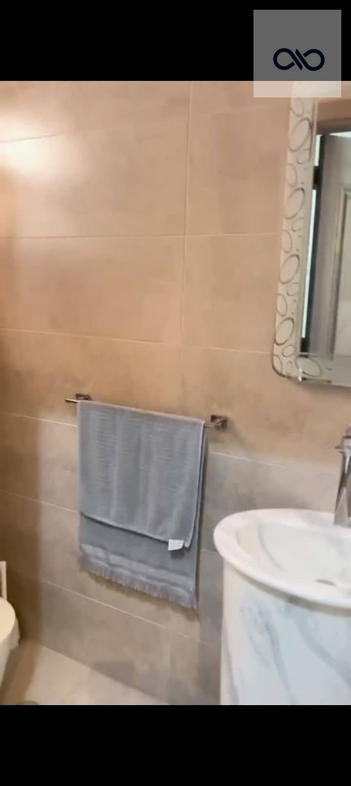 10 Screenshot_20251028_185721_com_whatsapp_MediaViewActivity. jpg