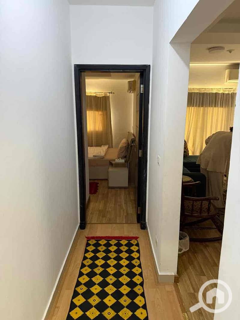 7 5b585fec-2443-41d3-adf8-4fe7c7273cf7. jpg