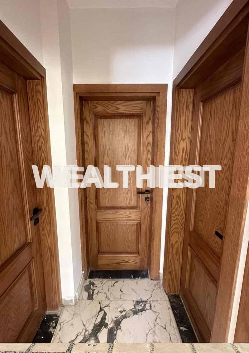 8 c2b8933c-914d-4d81-b367-3f66b919860e. jpg