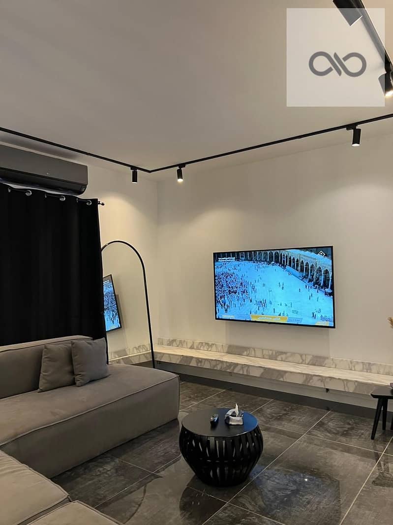 4 WhatsApp Image 2025-10-28 at 1.42. 44 PM (1). jpeg