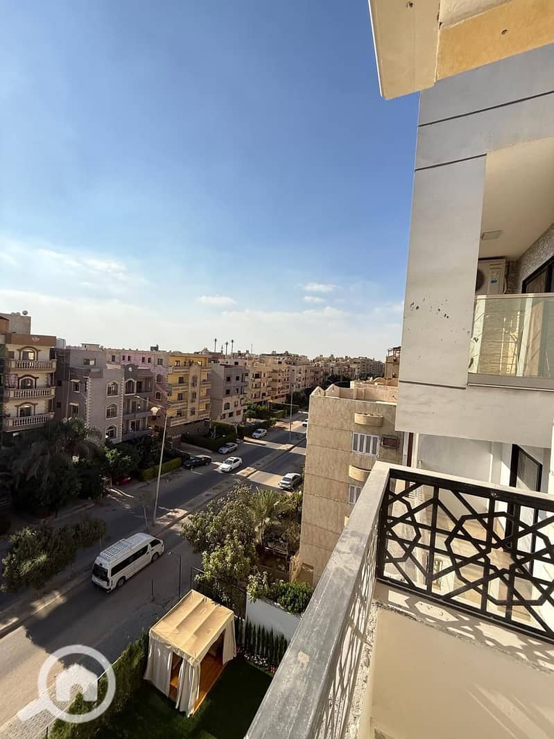 6 9433d61f-de35-48af-a0f9-cf4e2cb046e3. jpg