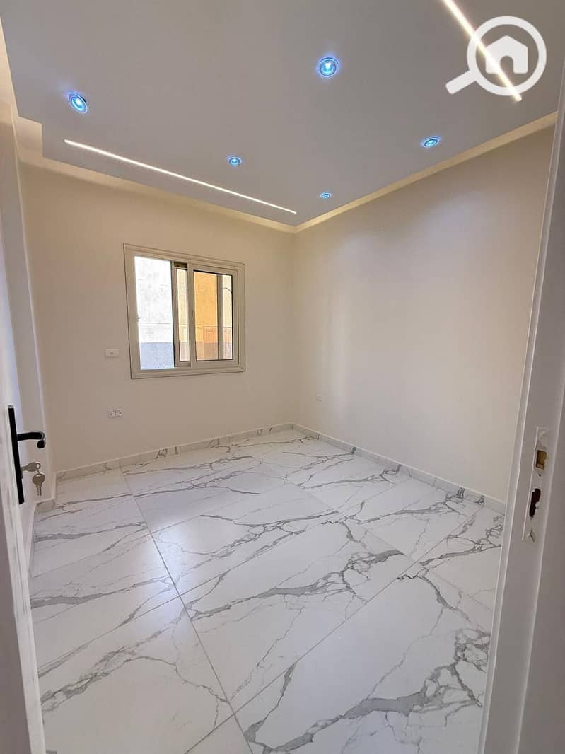 9 b67ec855-7fde-4857-9690-8de7e2d41f07. jpg