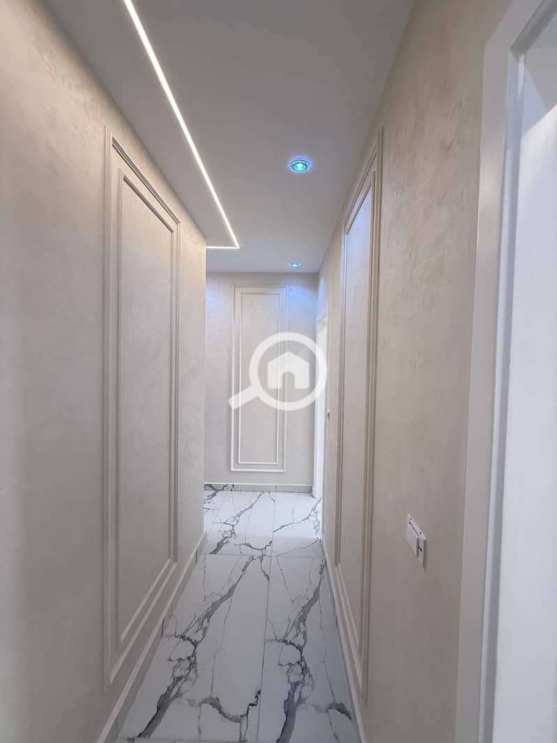 18 ed561c95-e0c3-478a-b3c0-eaf2715db80f. jpg