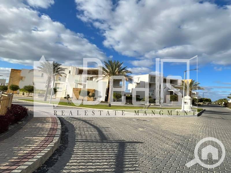 10 WhatsApp-Image-2022-12-27-at-4.01. 12-PM-2-600x600. jpg