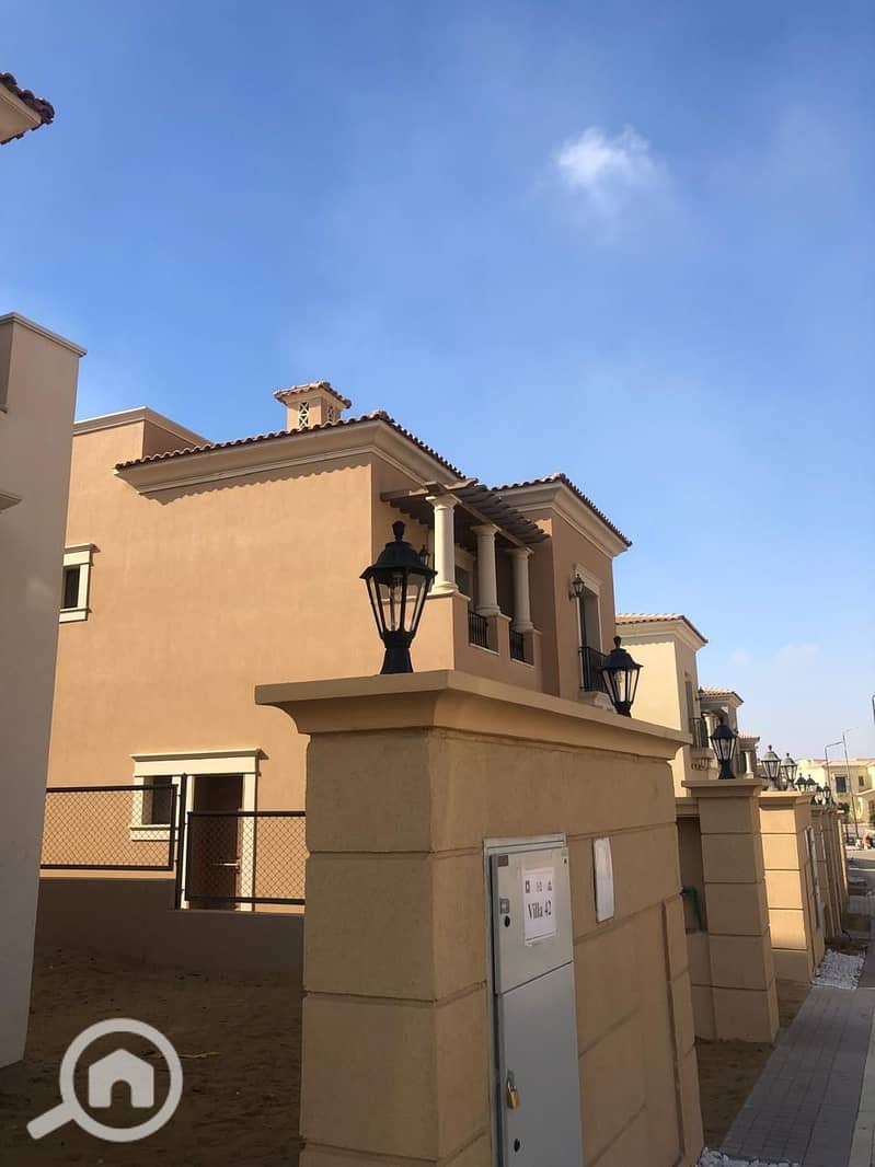 7 75520b91-4566-43d7-ac0e-cfaea7bb5a34. jpg