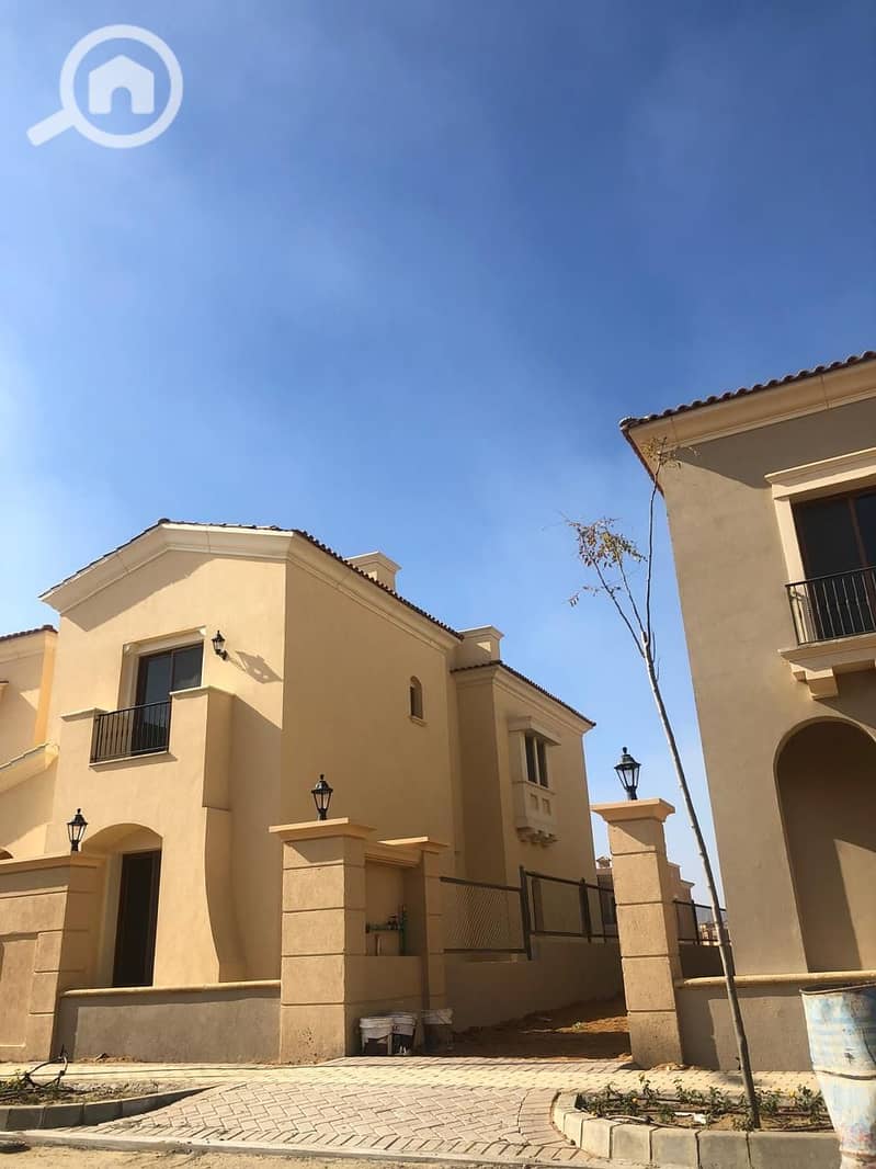 11 da0e6530-38d1-4375-96ee-db71e7be02c6. jpg