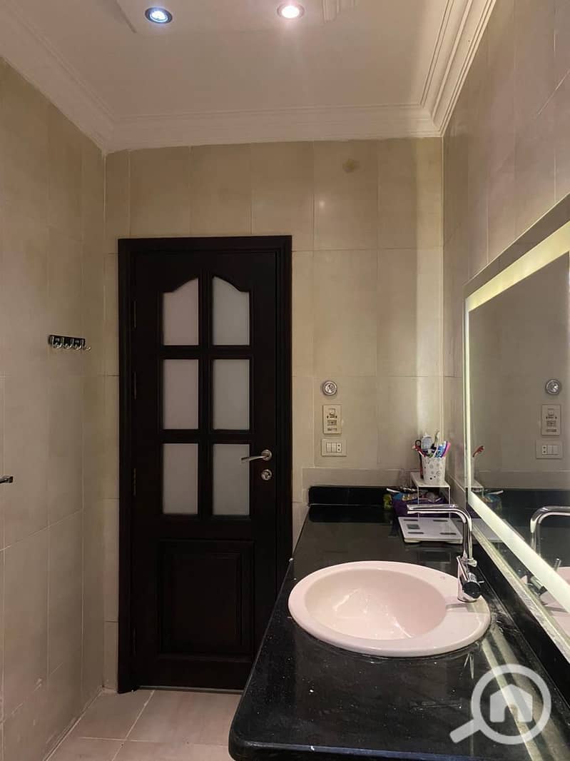 5 WhatsApp Image 2025-10-30 at 17.15. 39 (1). jpeg