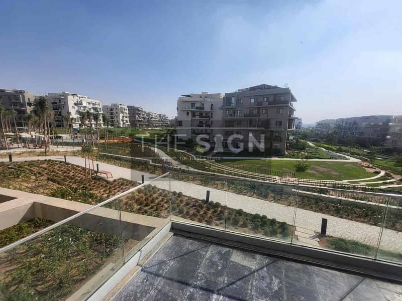 11 7d605bd2-3987-4bf3-94b8-13641333ba06. jpg