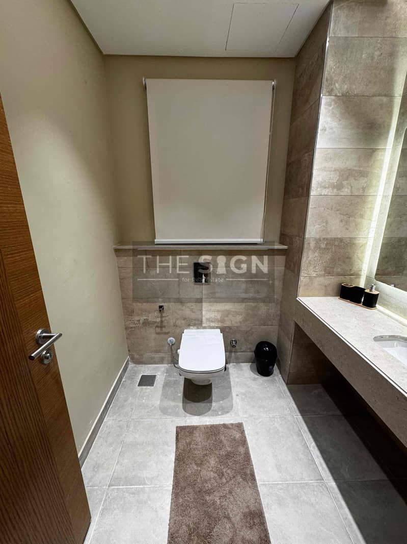 14 337c77e4-072c-4303-a0fb-d8f249b0dc90. jpg