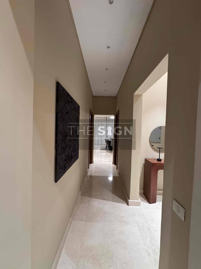 16 c1bdf97b-2141-4b80-a4a3-5e1e9920a151. jpg