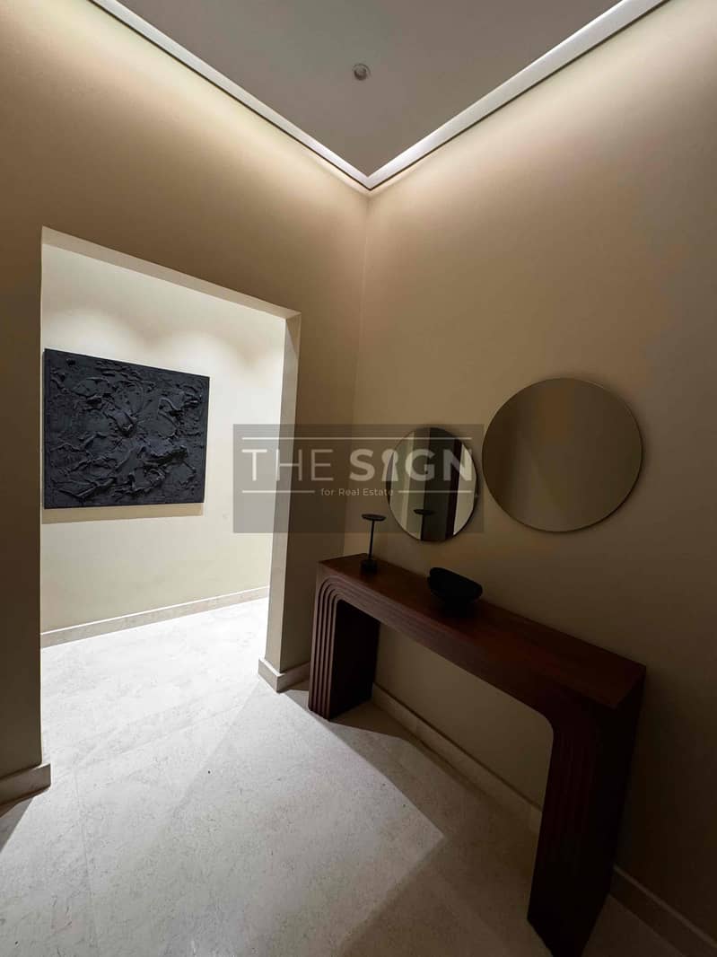 18 ca22a164-3f89-4d89-8bae-992a5e8f146d. jpg