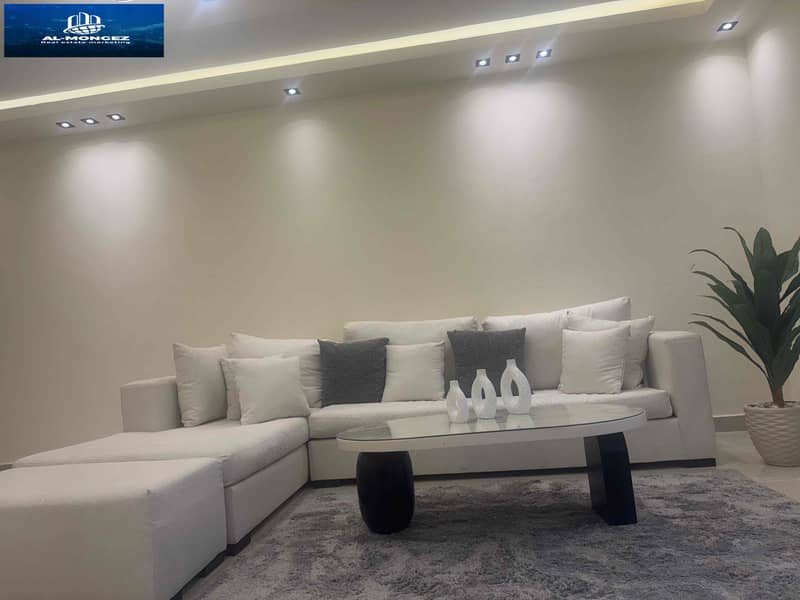 3 51e10874-f3ac-4b0e-86a0-b833b7ada5d6. jpg