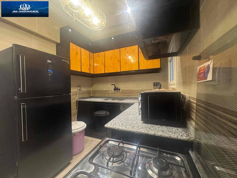 12 f67f4ce2-3a02-4368-a6cb-5708d36c65b7. jpg