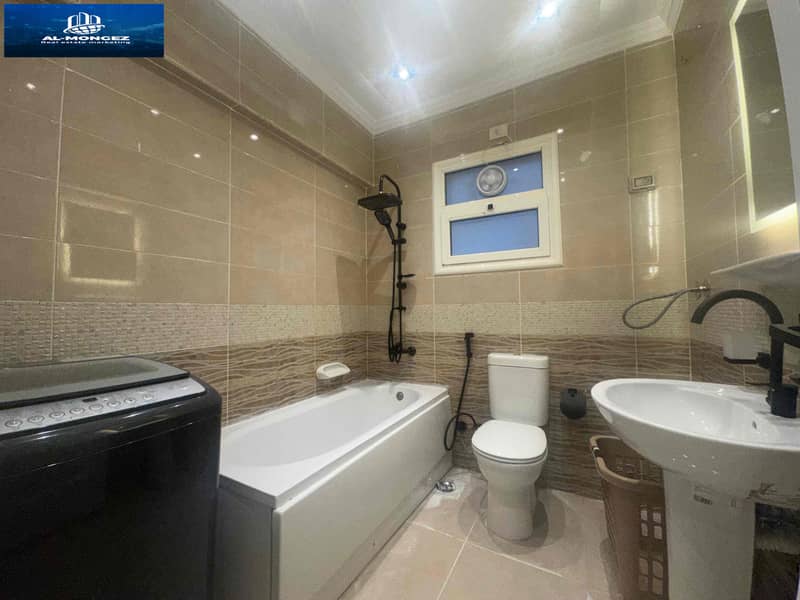 13 f24d73e5-9578-4d76-a2b6-5449cfe6ba0e. jpg