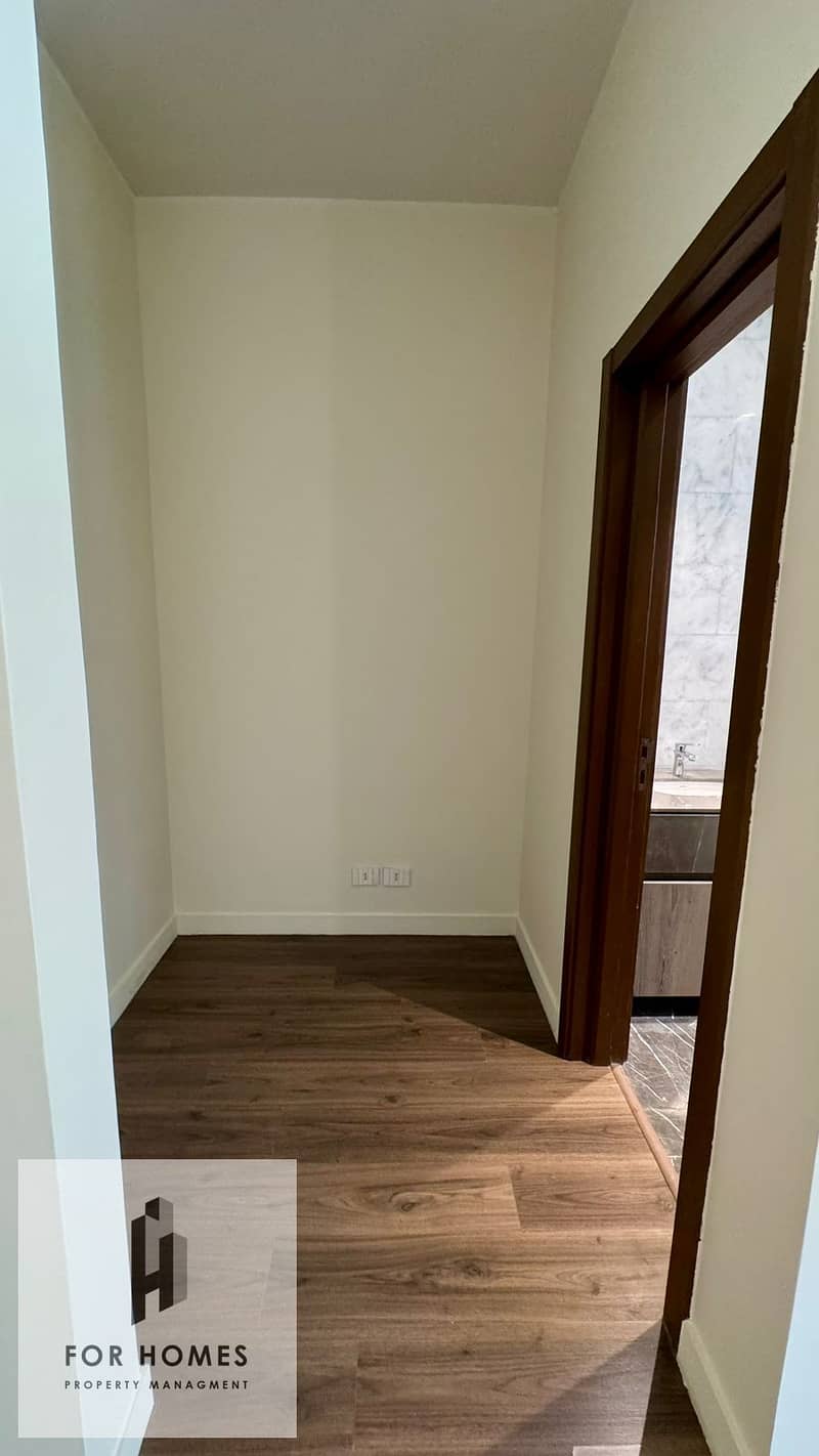 14 WhatsApp Image 2025-10-28 at 1.26. 43 PM. jpeg