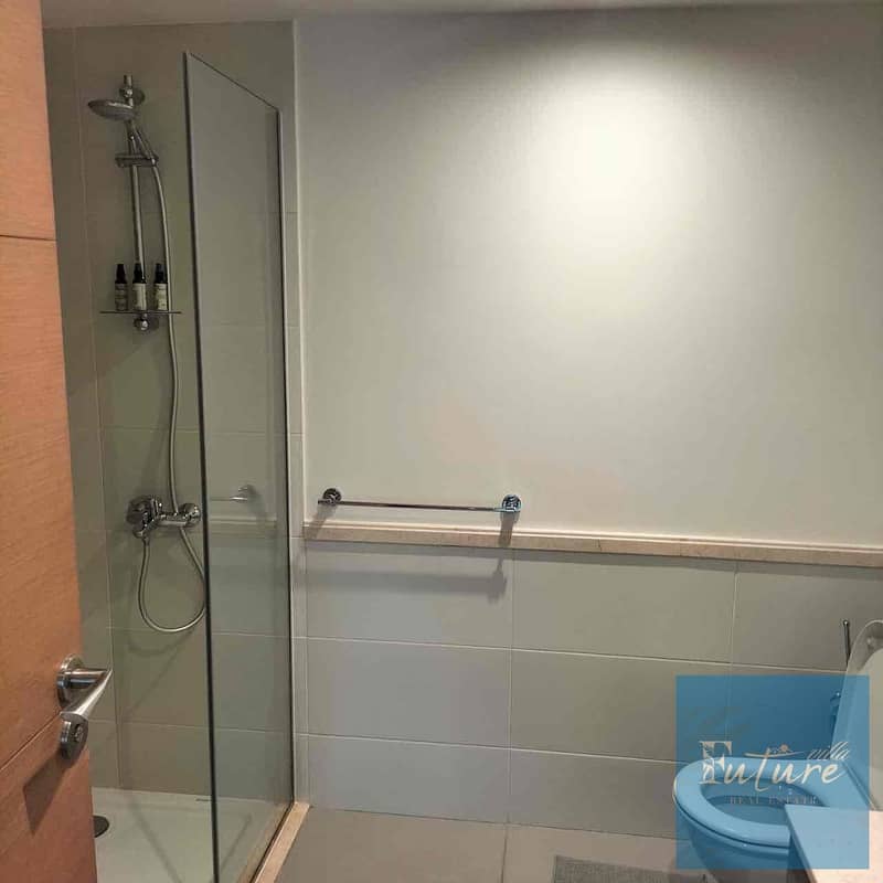 17 b765a4e8-864a-4063-8675-c8e7bca52684. jpg