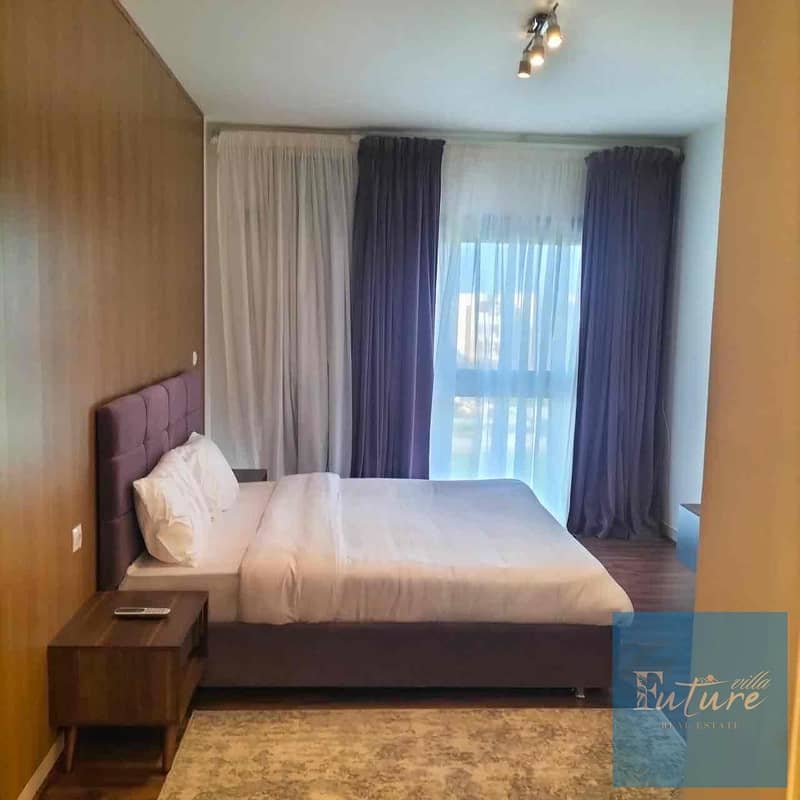 24 0ee39d5d-b4f2-4290-a092-9feb57fbb400. jpg