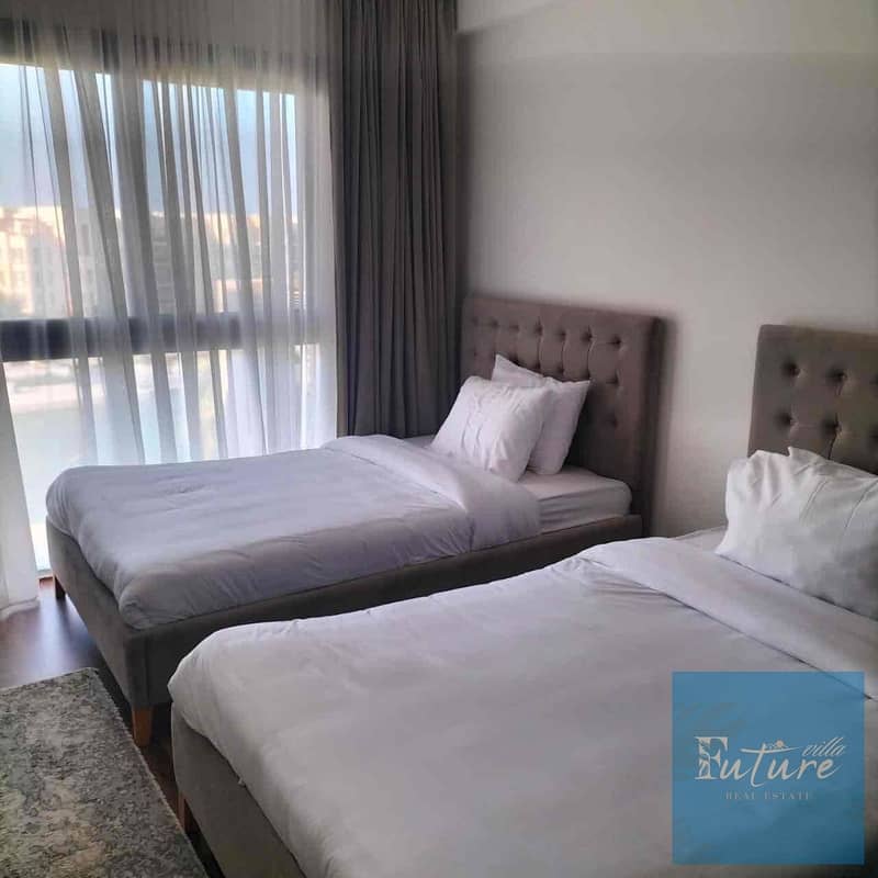 27 3dadfa36-f0e5-4a3a-8f0f-9a857ea2541d. jpg