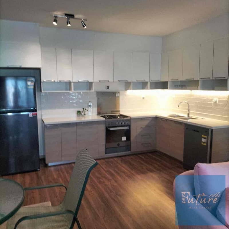 28 35d2f58e-35ca-4277-827b-779bae0b4e43. jpg