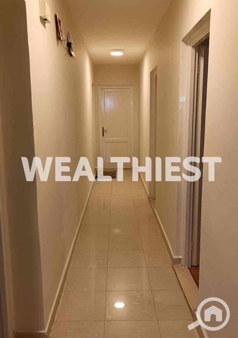 12 272700be-b72d-4419-890e-d53542937489. jpg