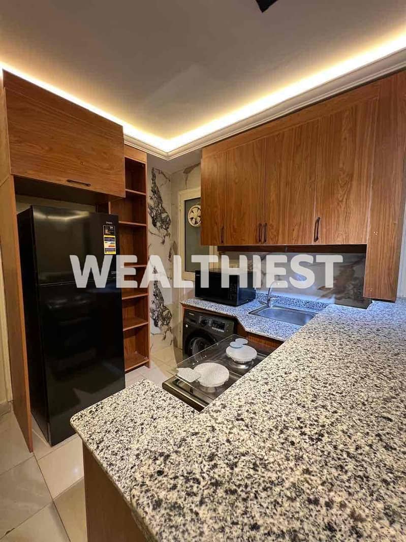 11 4af19230-9e20-47ef-9116-73265b5ef358. jpg